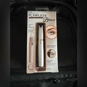 Finishing Touch Flawless Brows Hair Remover - White and Gold